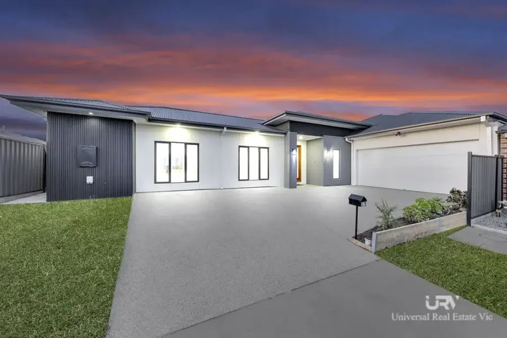 37 Adansonia Circuit, Mickleham, VIC 3064