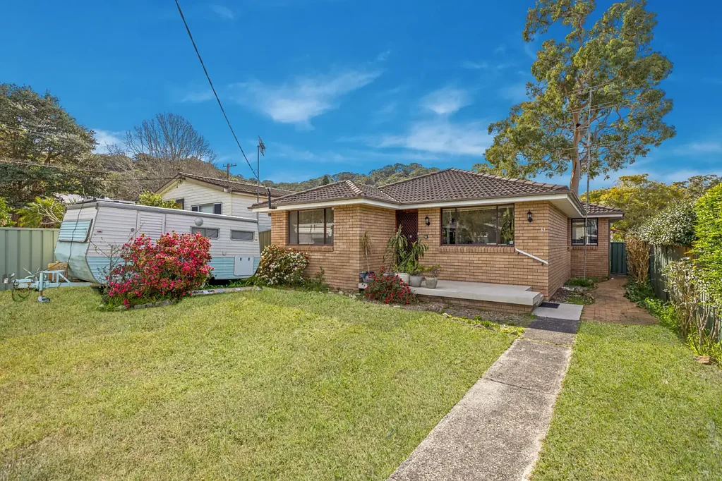 Umina Beach 3 Bedroom Beachside Opportunity with Endless Potential.