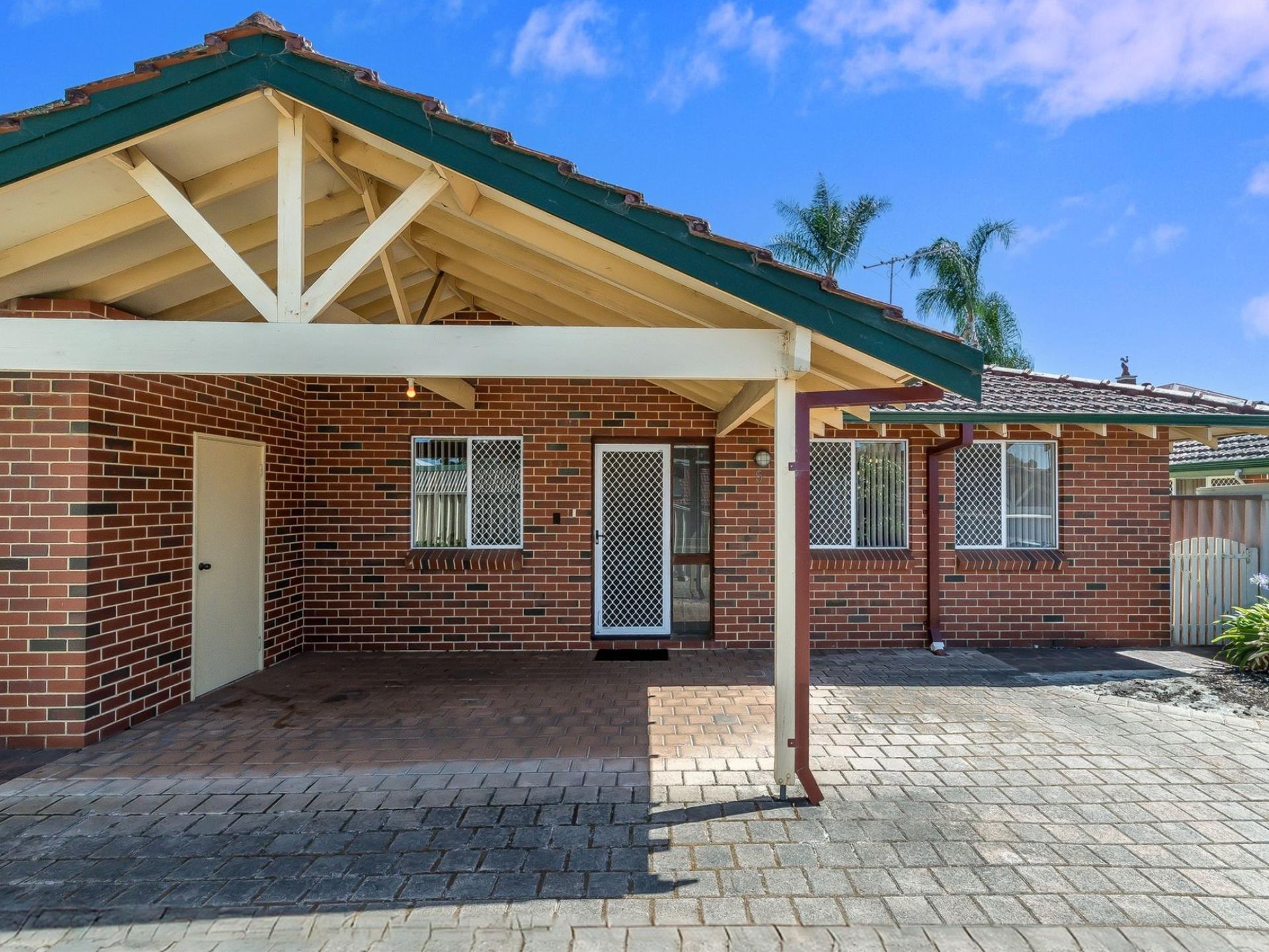 UNIT 5 22 WHITFIELD ST, BASSENDEAN WA 6054, 0部屋, 0バスルーム, House