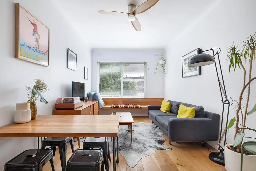 House-like convenience / north light / parking
