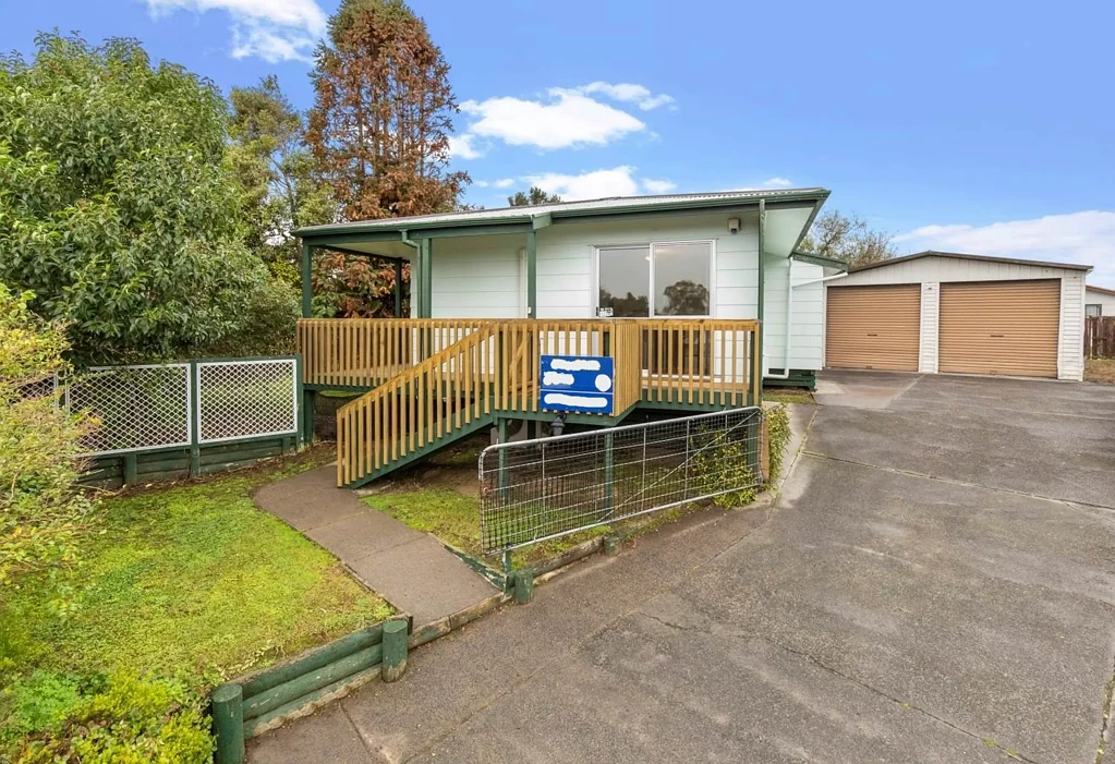 MANUREWA, 3 BEDROOMS