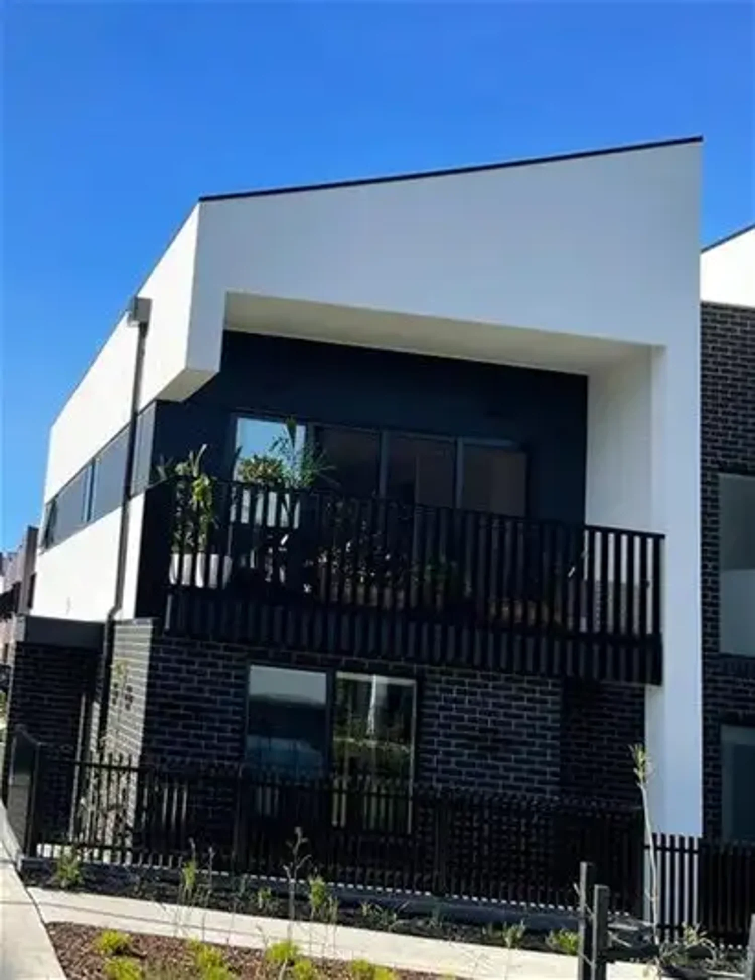 Adres Weerhou, Burwood East, VIC 3151, 1 slaapkamers, 1 badkamers, House