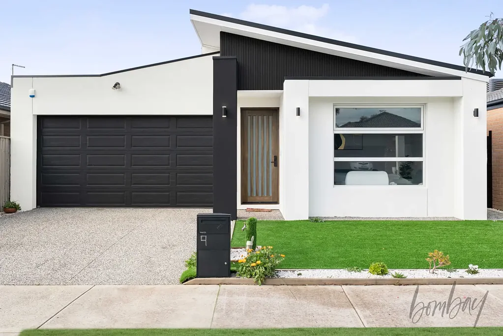 Mickleham 4 Slaapkamer Two Master Suites | 3 Bathrooms | Refrigerated Cooling | High-End Finishes Throughout