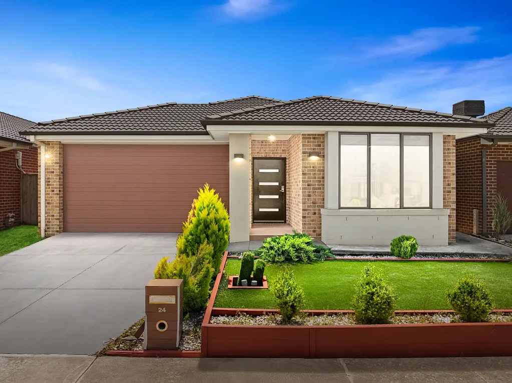24 Hickory Road, Mickleham, VIC 3064