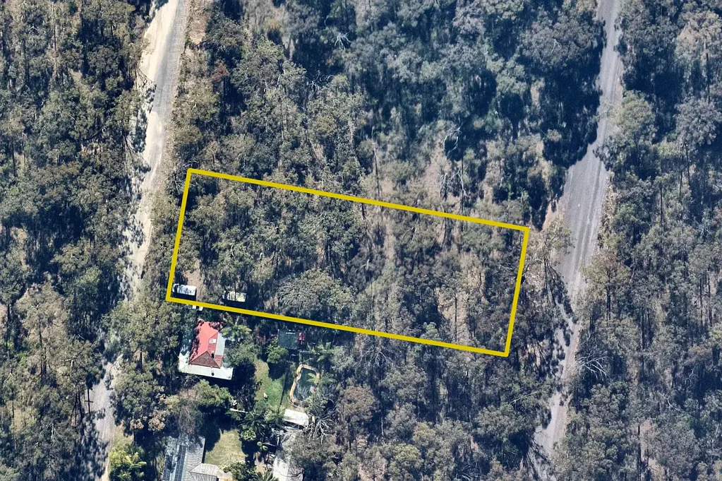 Angus Prime Vacant Land Opportunity. Six Lots in One Block.