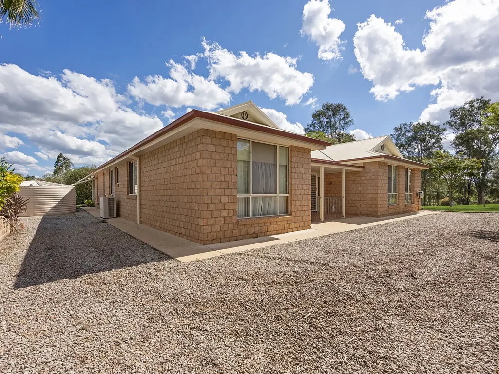 24 Lorikeet Road, Regency Downs, QLD 4341
