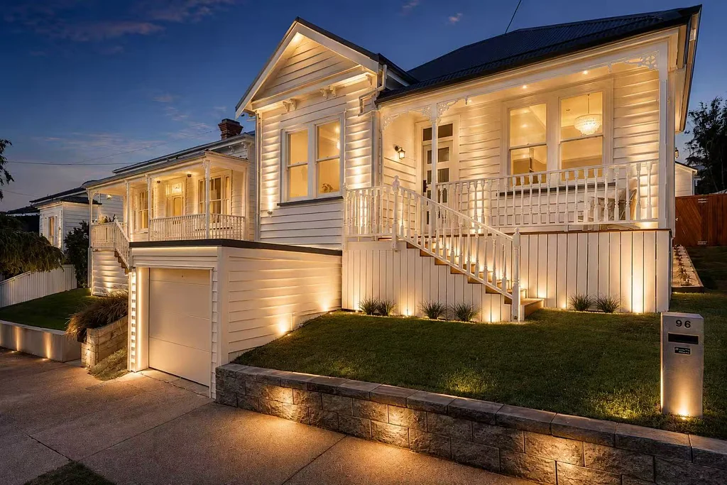 Grey Lynn 5Moenga Timeless Character, Exceptional Flexibility