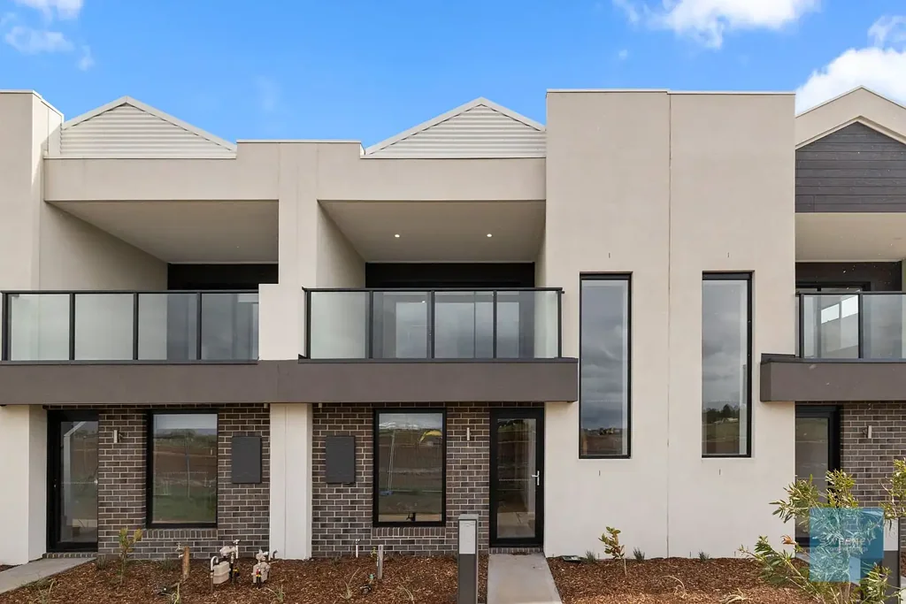 BRAND NEW THREE BEDROOM TOWNHOUSE