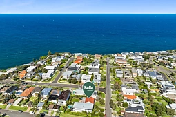22 Headland Road, North Curl Curl
