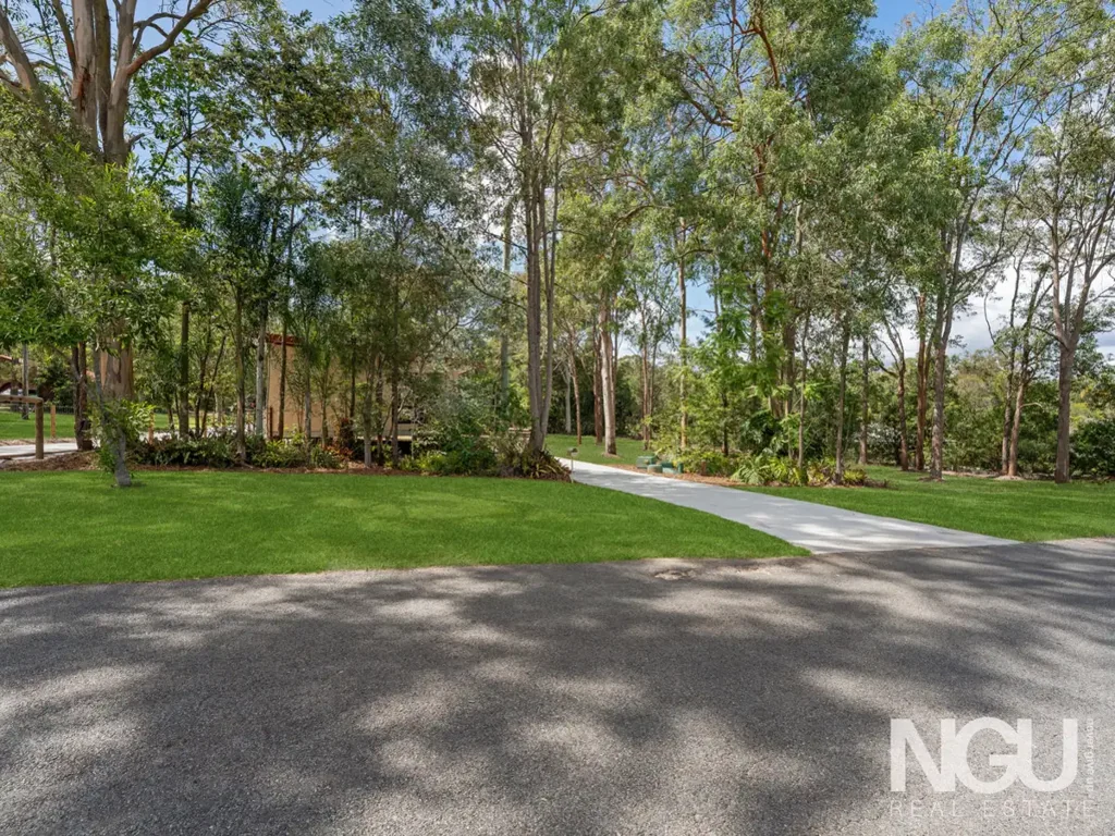 11 Oxley Drive, Barellan Point, QLD 4306