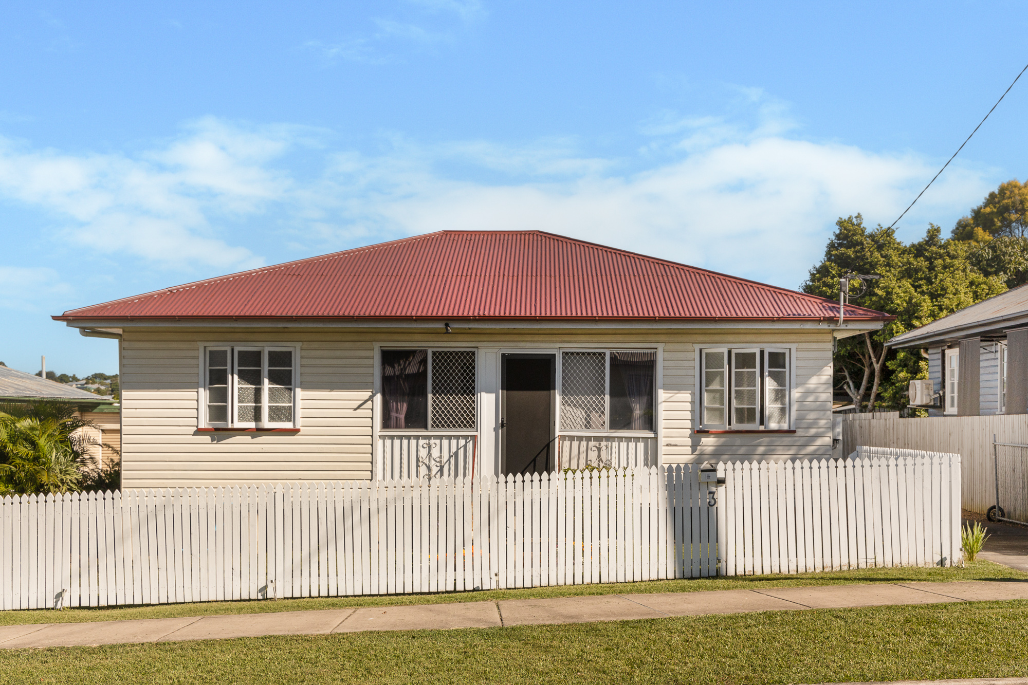 3 CAMBRIDGE ST, SILKSTONE QLD 4304, 0 chambres, 0 salles de bain, House