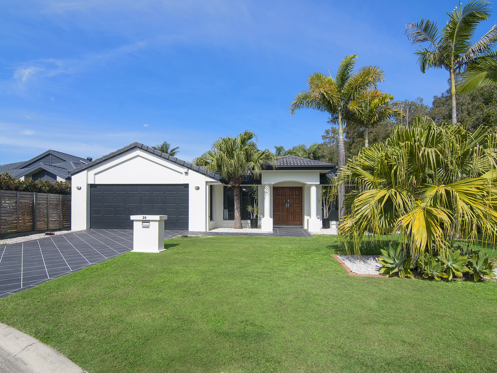 20 PORTREEVES PL, ARUNDEL QLD 4214, 0部屋, 0バスルーム, House