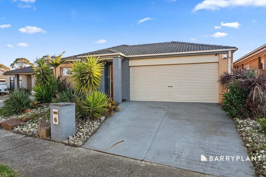 Modern Entertainer's Delight in Mernda!