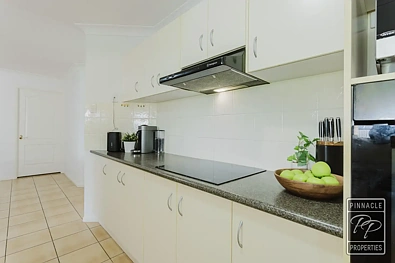 厨房 - 2 PARKSIDE DR, SPRINGFIELD QLD 4300