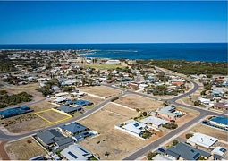 10 Mason Crescent, Port Denison
