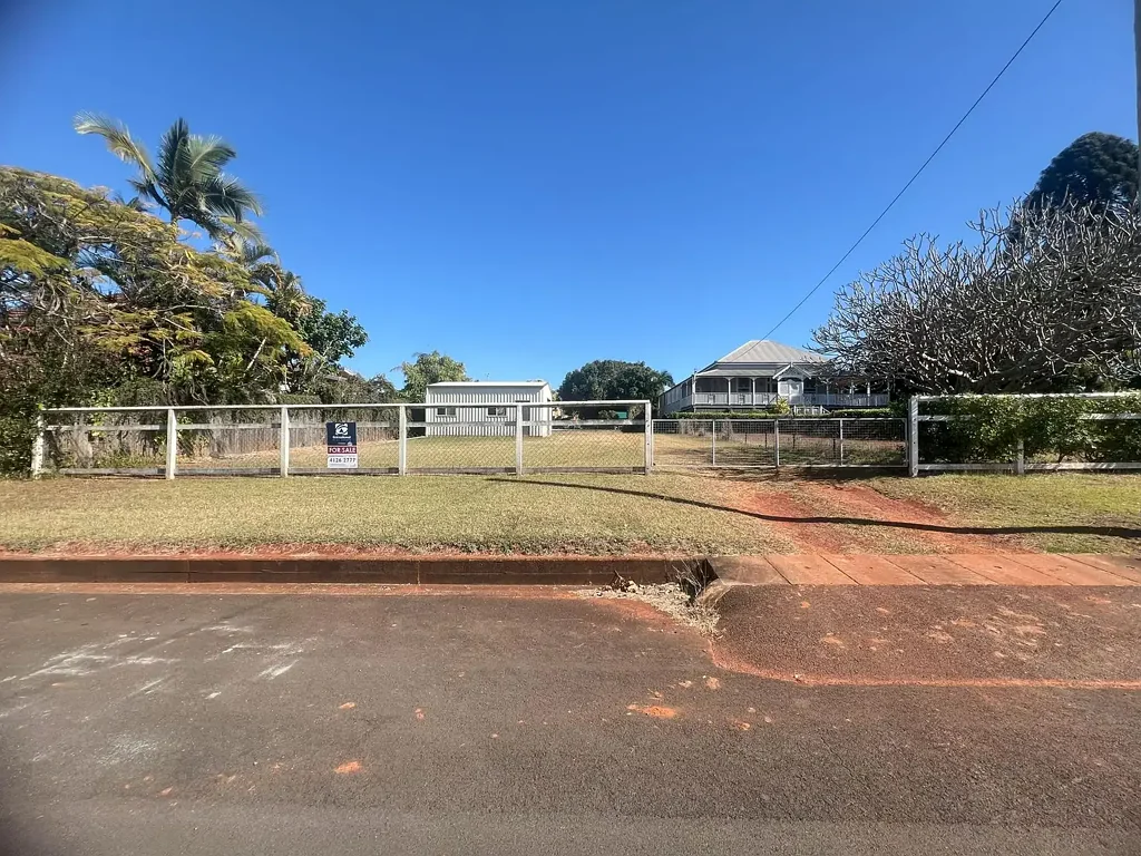 36 North Street, Childers, QLD 4660