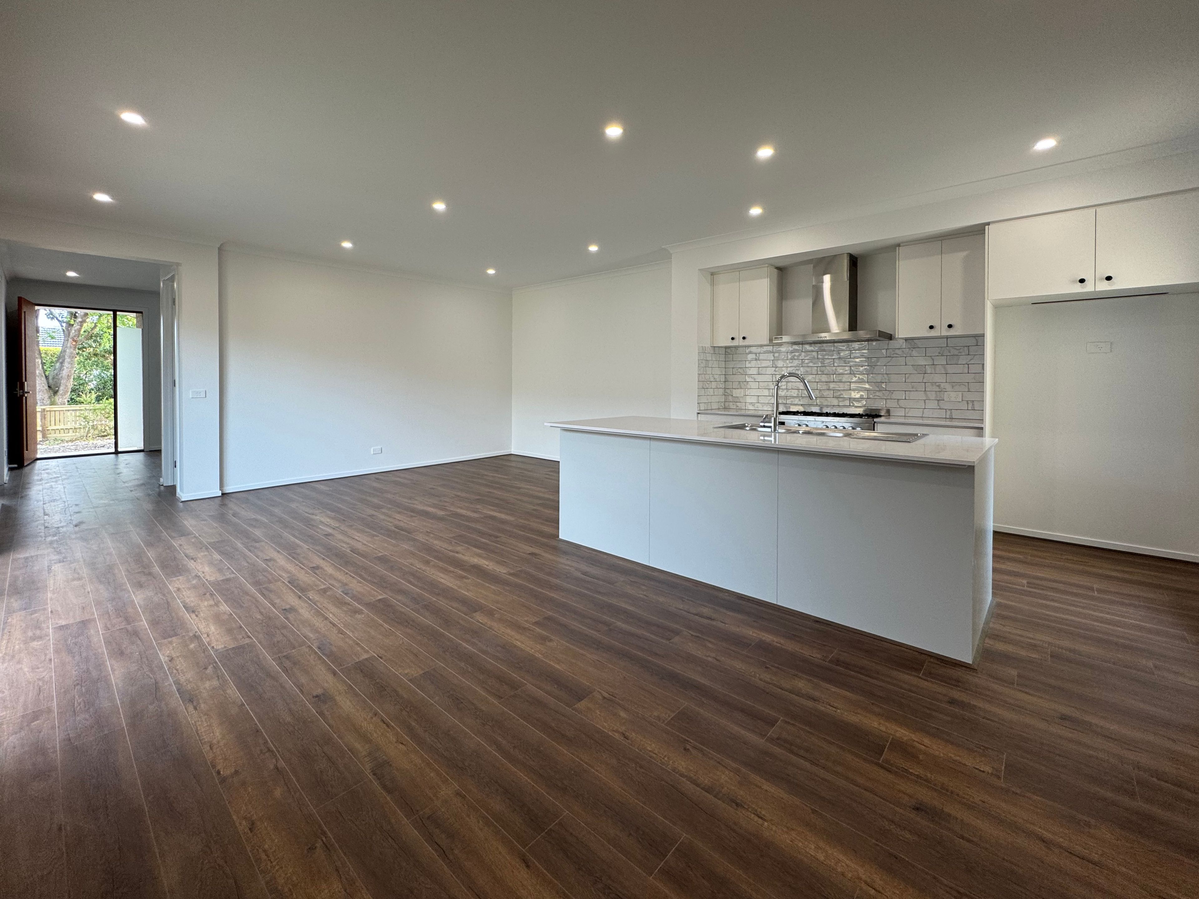 113 ST VIGEONS RD, RESERVOIR VIC 3073, 0 Schlafzimmer, 0 Badezimmer, Townhouse