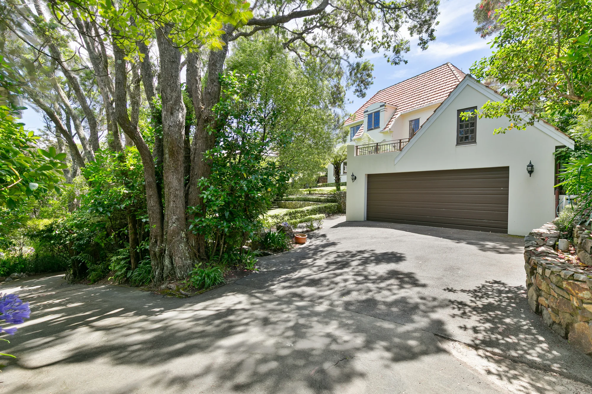 Khandallah 4Phòng ngủ Timeless Character | BEO $1,395,000
