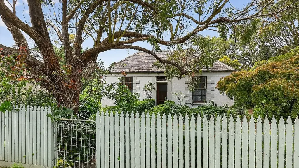 Bushfield 4Phòng ngủ Woodfield Cottage   -  History and Potential