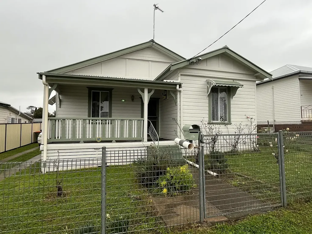 Neat and Tidy 2 bedroom house