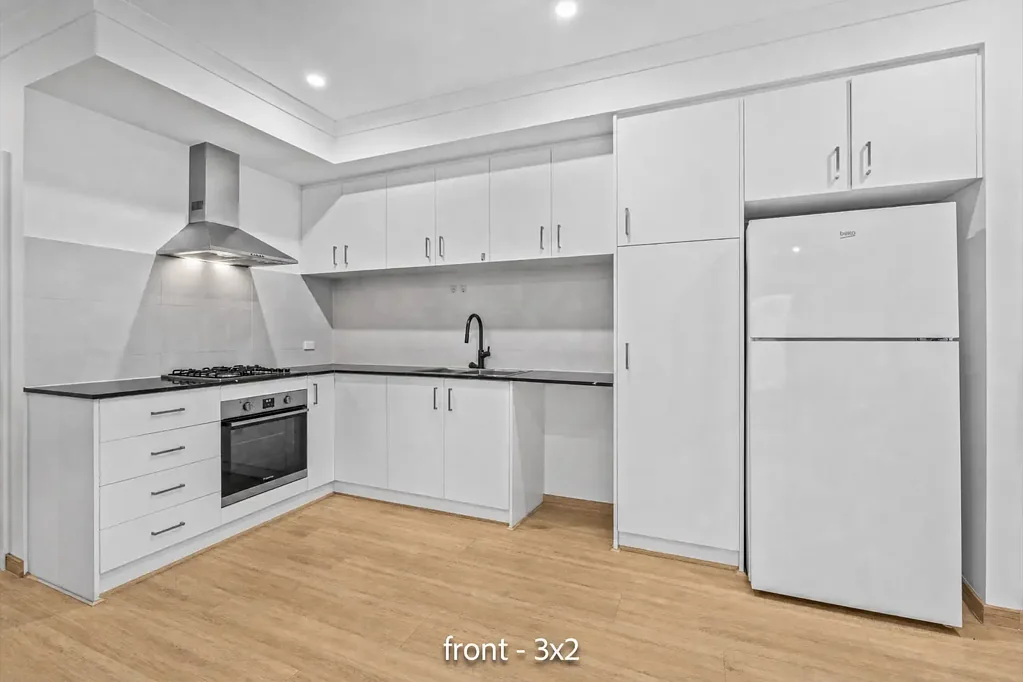 Cloverdale 5ห้องนอน 2024 Build with Highly Versatile 3x2 + 2x1 Dual-Living Configuration