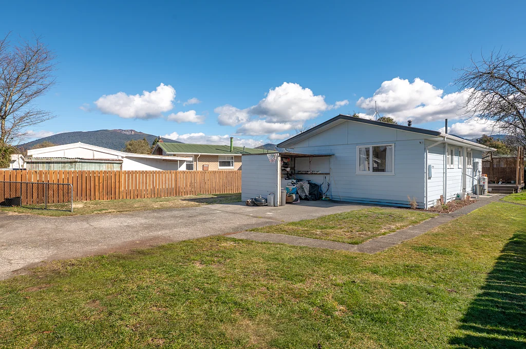 Turangi 4房  Sought-After Street - Modern Renovation