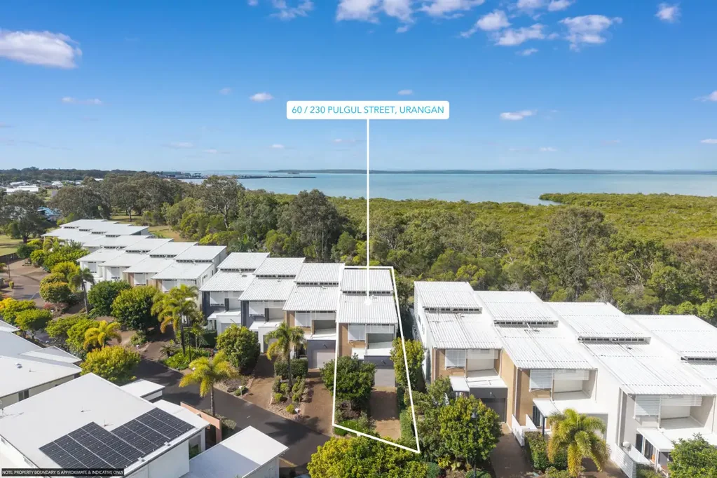 Urangan 3कमरा THE DOMAIN’S PREMIER RESERVE-SIDE POSITION