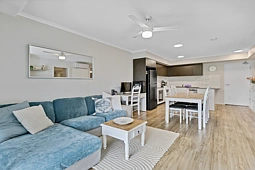 502/14 Maud Street, Nambour