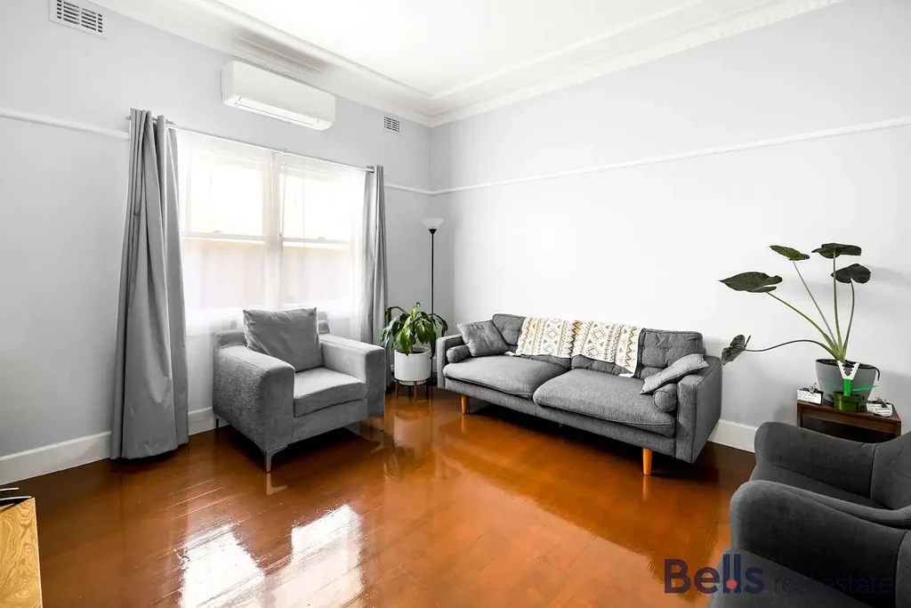 Sunshine 3कमरा Delightful Renovated Home in One of Sunshine's Most Desirable Locations