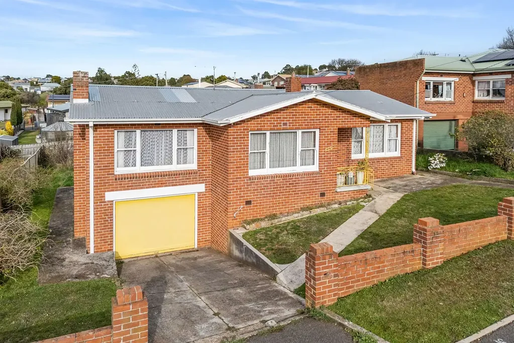 15 Sutton Street, Hillcrest, TAS 7320