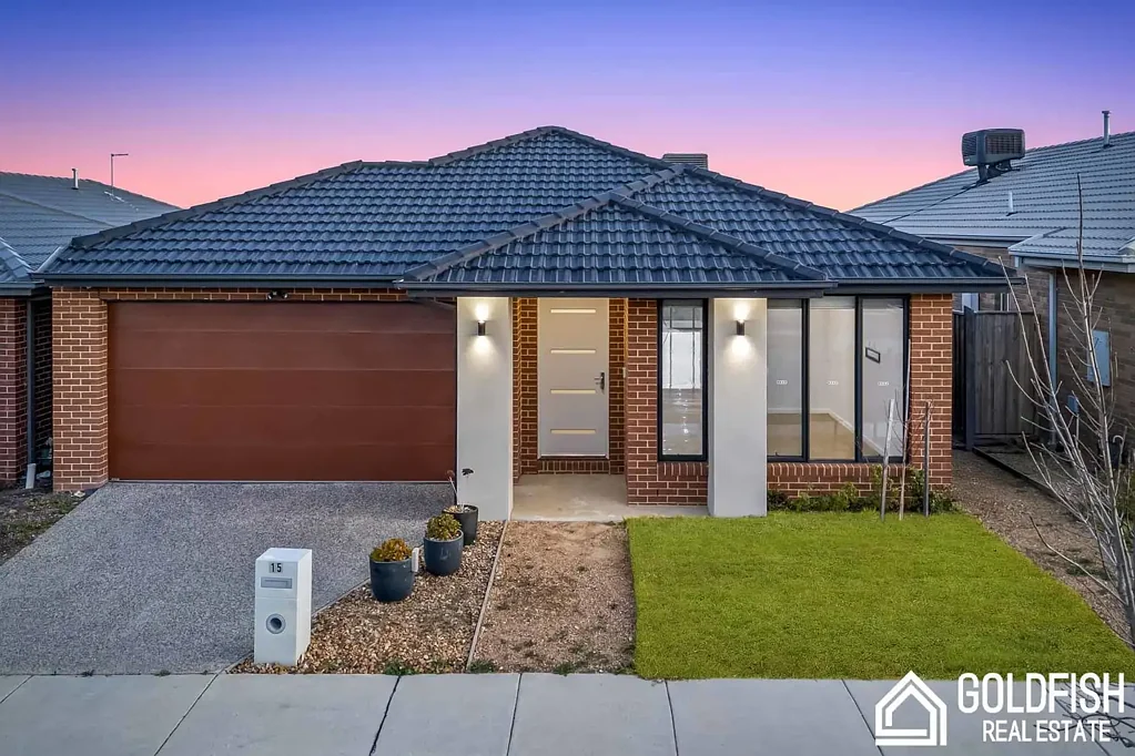 Winter Valley 4ਬੈੱਡਰੂਮ Fall in Love with Space & Style – Four-Bedroom Home for Sale in Winter Valley!!!