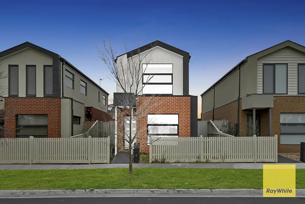 Rockbank 4房 便利与低维护，您不容错过的家园 Convenience & Low maintenance, A home you don't want to miss