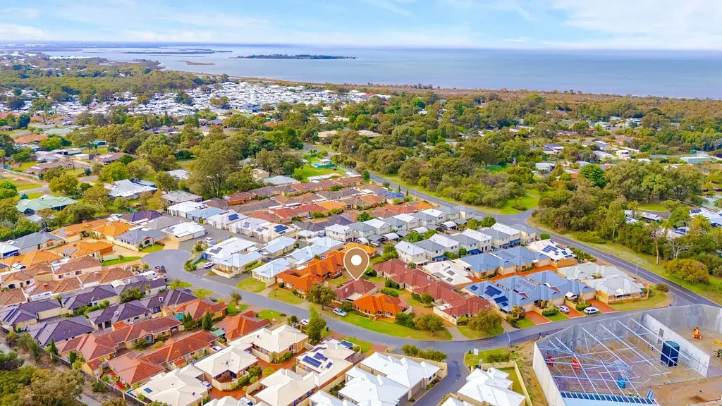 9/4 Binnar Court, Erskine, WA 6210
