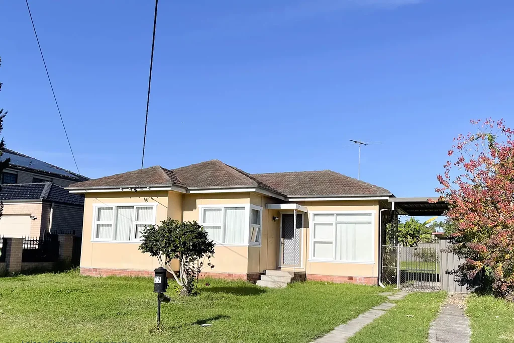 3 BEDROOM HOUSE