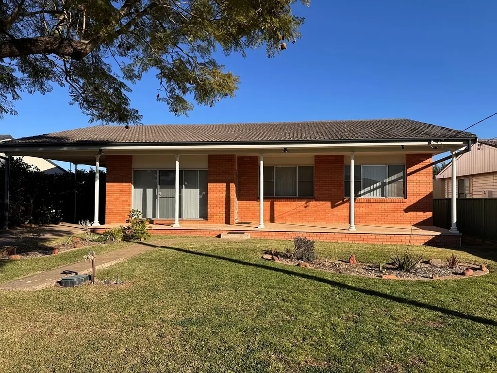Tidy Family Home in Quiet Street with Great Neighbours