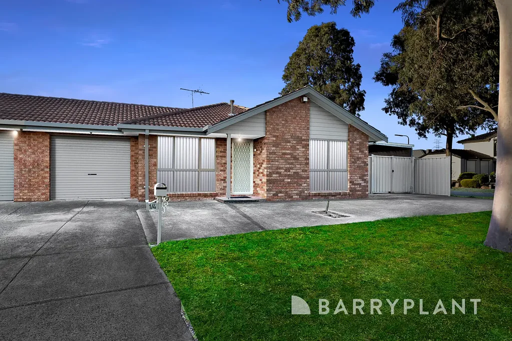 1/4 Tanunda Mews, St Albans, VIC 3021
