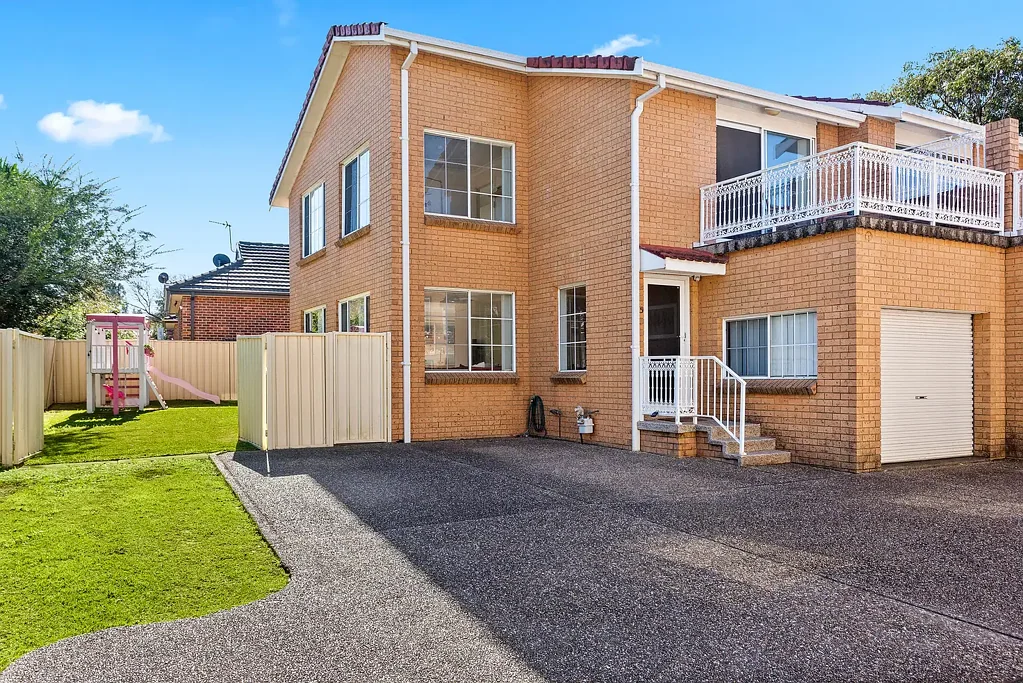 Shellharbour 3Kwarto Coastal Living with Rare Space, Style & Versatility
