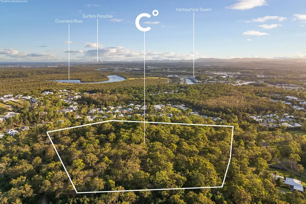 Coomera 6chambre Exceptional Land Banking or Estate Opportunity in Coomera Waters - 2.08ha with 190m Frontage and Unmatched Lifestyle Amenities