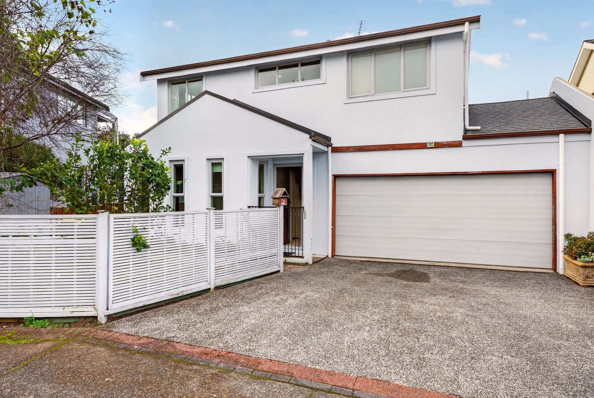 West Harbour 4 Bedroom PRICED TO SELL $969,000 -  CONCRETE CONSTRUCTION AT THE MARINA