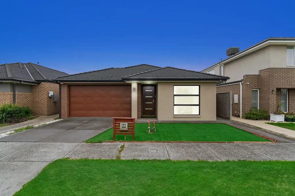 Clyde North 4房  Modern Family Living in Prime Highgrove Estate