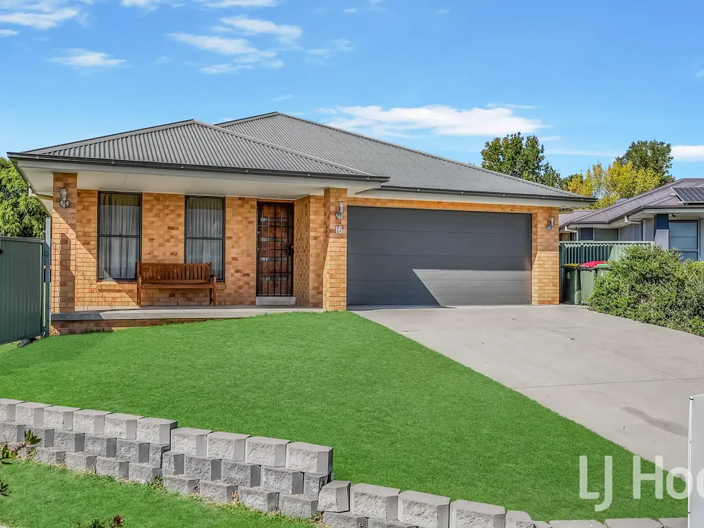 16 Chesterman Close, Windradyne, NSW 2795