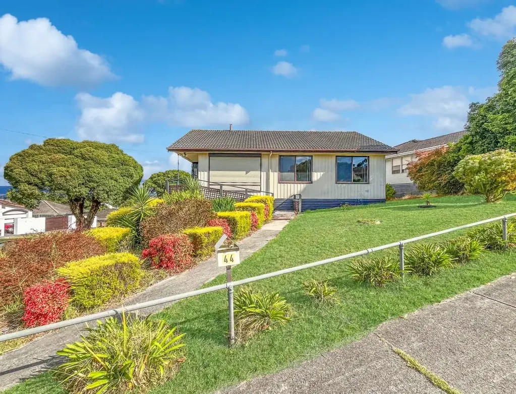 44 Crinigan Road, Morwell, VIC 3840