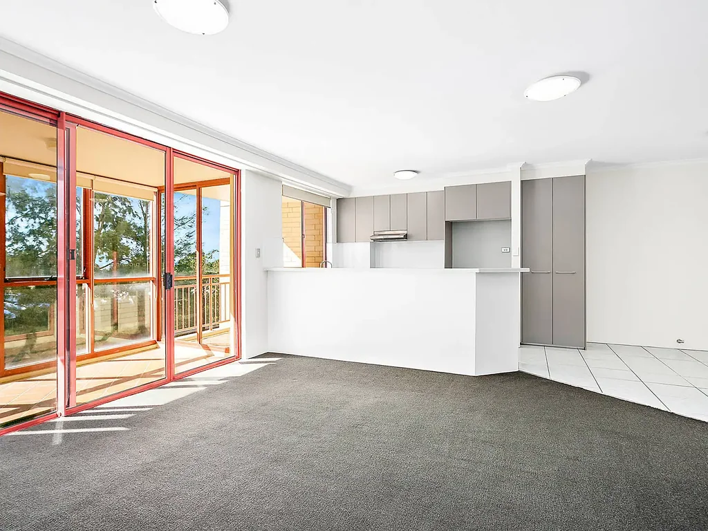 Modern Apartment in Convenient Location