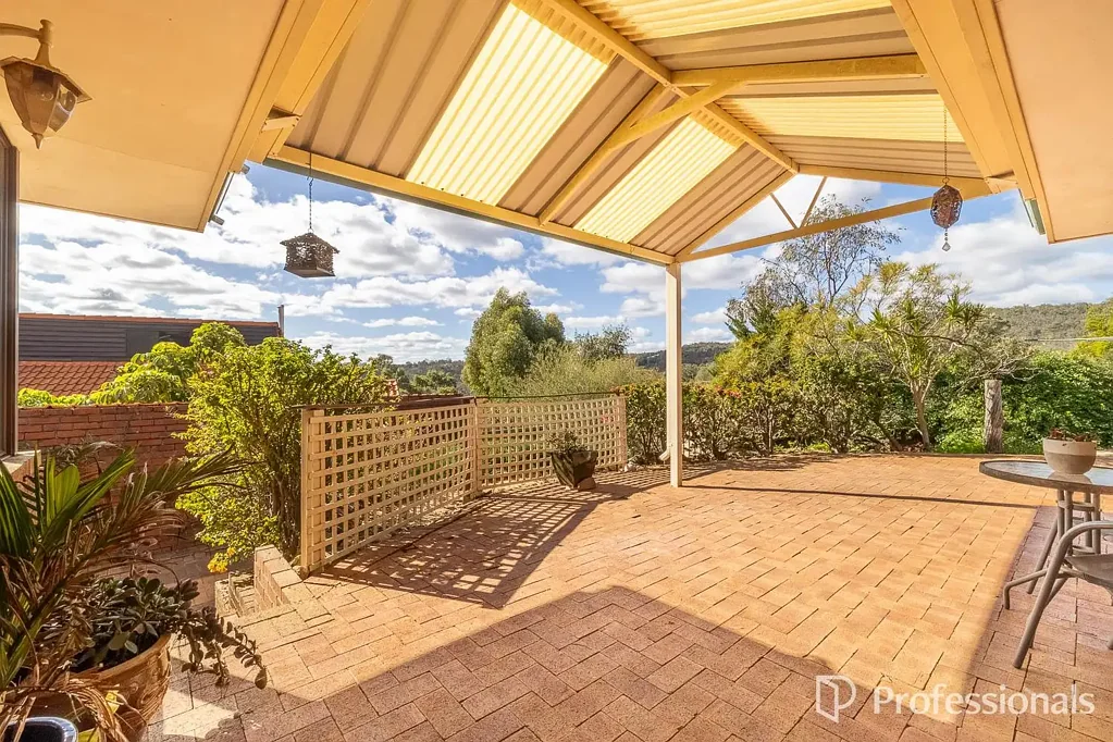 1 Jasper Place, Mount Richon, WA 6112