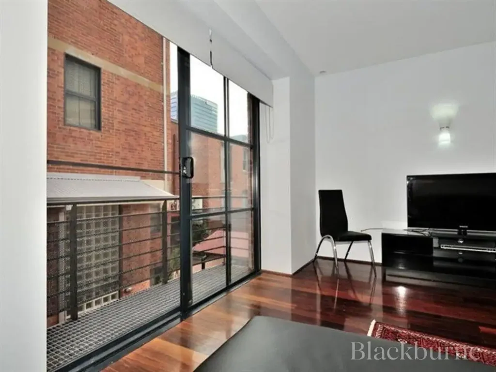 FULLY FURNISHED ONE BEDROOM APARTMENT ON HAY STREET