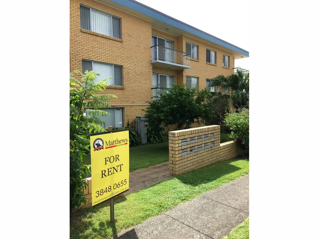 2 BEDROOM UNIT IN MOOROOKA!