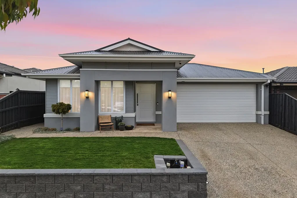 10 Travellers Street, Diggers Rest, VIC 3427