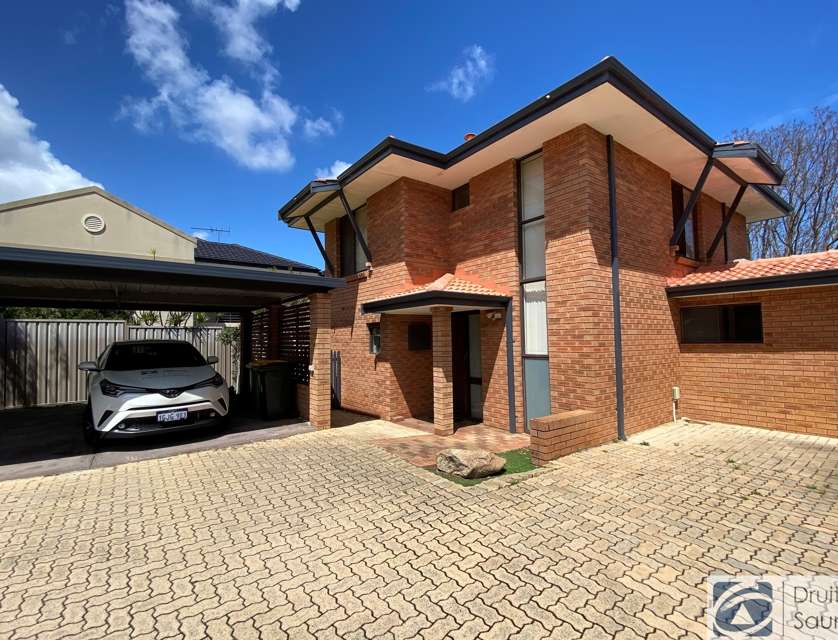 3/27 Robert Street, Como, WA 6152, 3 Bedrooms, 1 Bathrooms, Townhouse