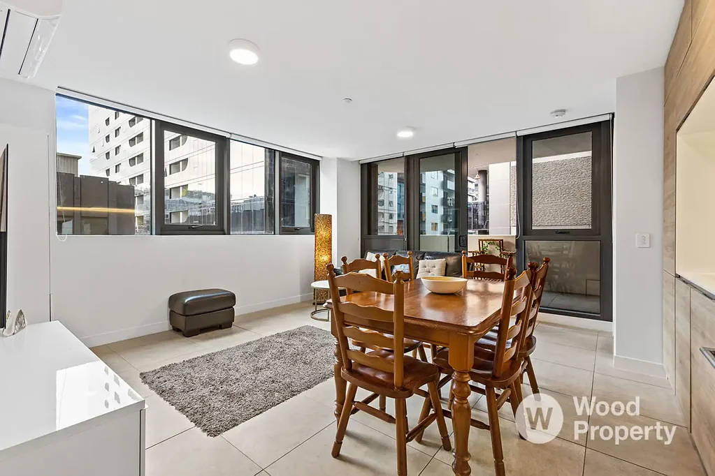 Stylish Apartment – Prime Location Near Albert Park