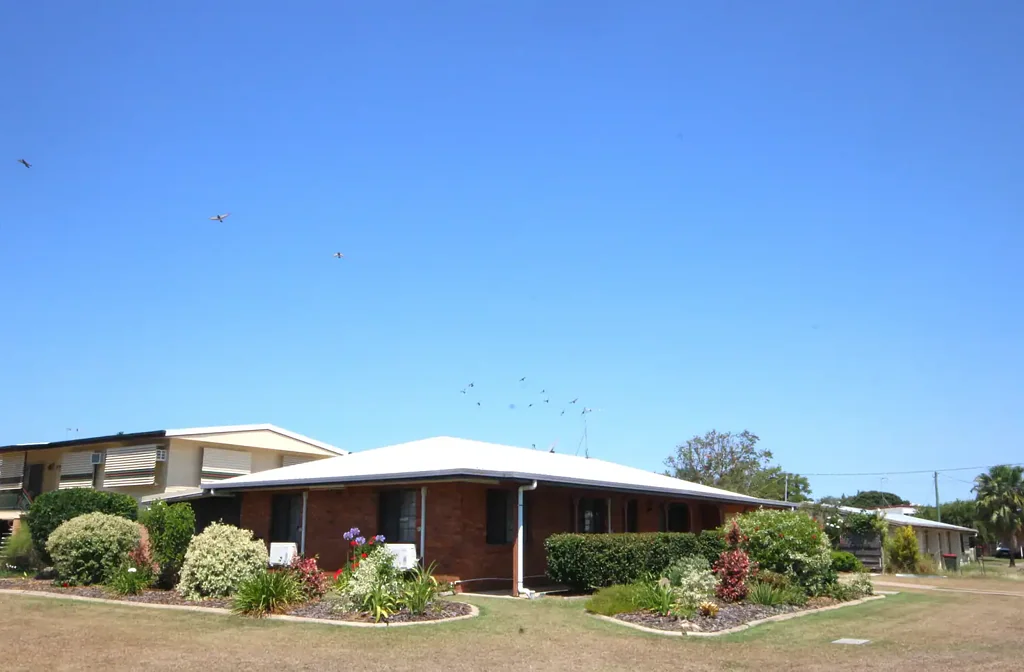 Lovely 3 bedroom low-set home!
